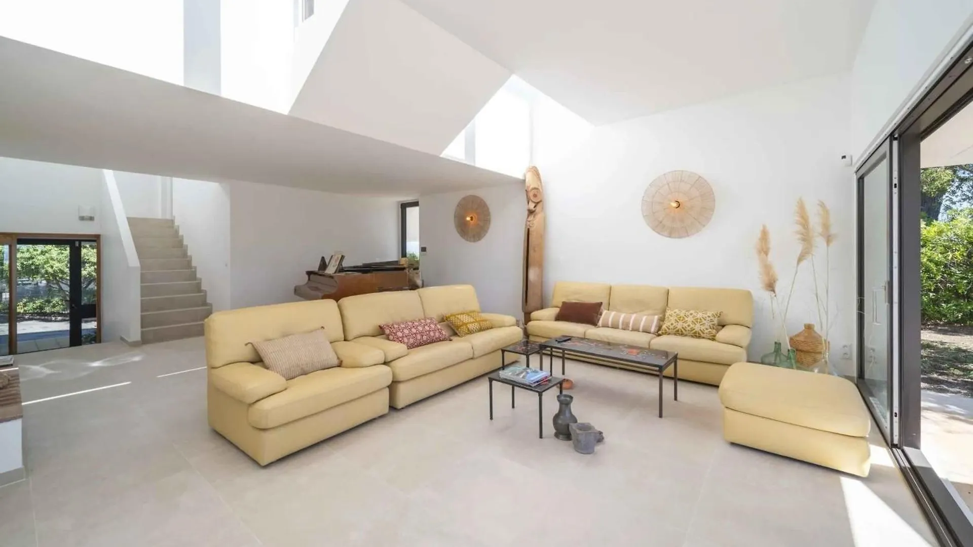Beautiful 5 Bedroom Villa With Sea View & Pool Vallauris France